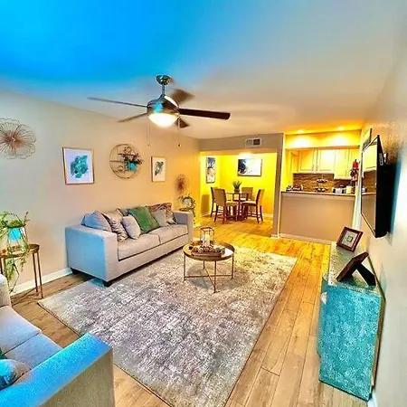 Beautiful/Spacious 2 Bedroom Houston Near Galleria